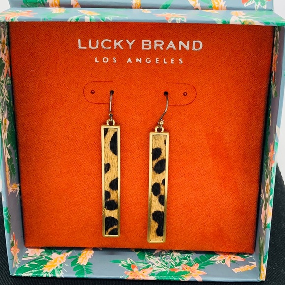 “LUCKY” and “FUN”earrings. - Picture 5 of 13